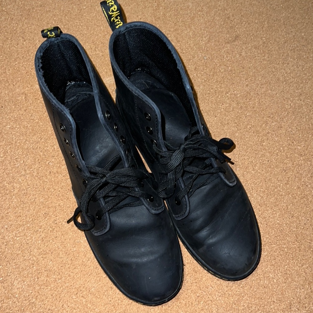 Dr. Martens Shoreditch Boots!
